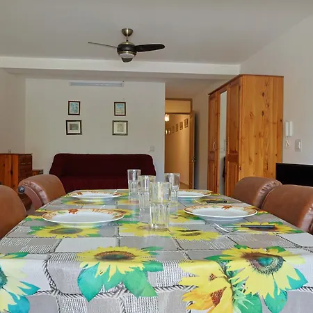 Sunny 3br With Balcony And Shared Pool , Wifi In Gozo *