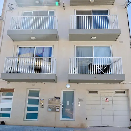 Apartment Sunny 3br With Balcony And Shared Pool , Wifi In Gozo